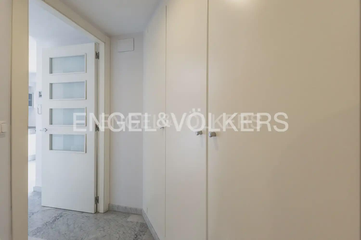 Piso de 3 habitaciones en València ciudad en venta con garaje - 795.000 € (Ref: 9107780)