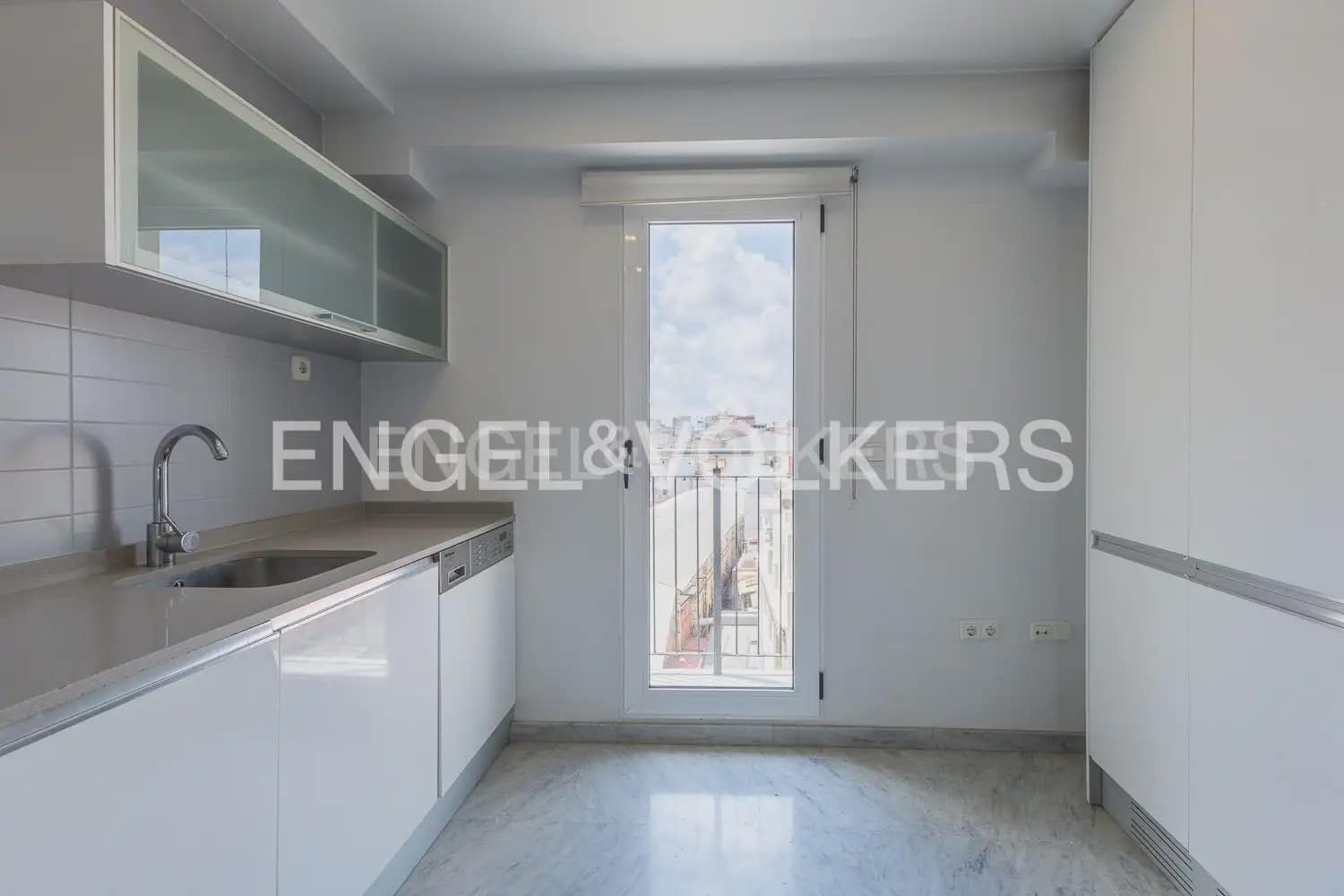 Piso de 3 habitaciones en València ciudad en venta con garaje - 795.000 € (Ref: 9107780)