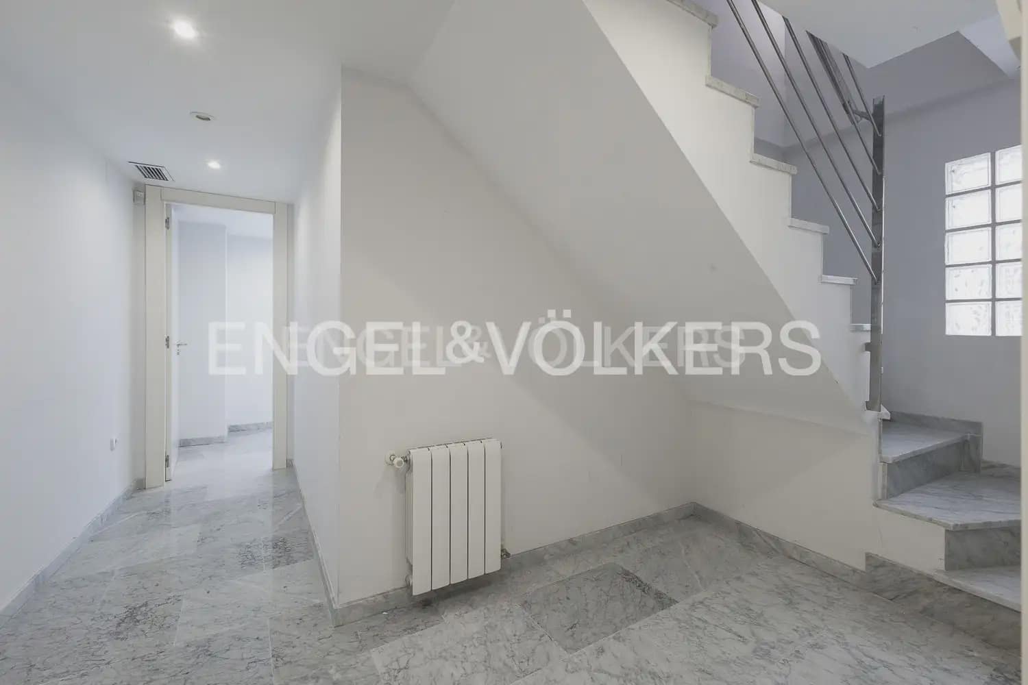 Piso de 3 habitaciones en València ciudad en venta con garaje - 795.000 € (Ref: 9107780)
