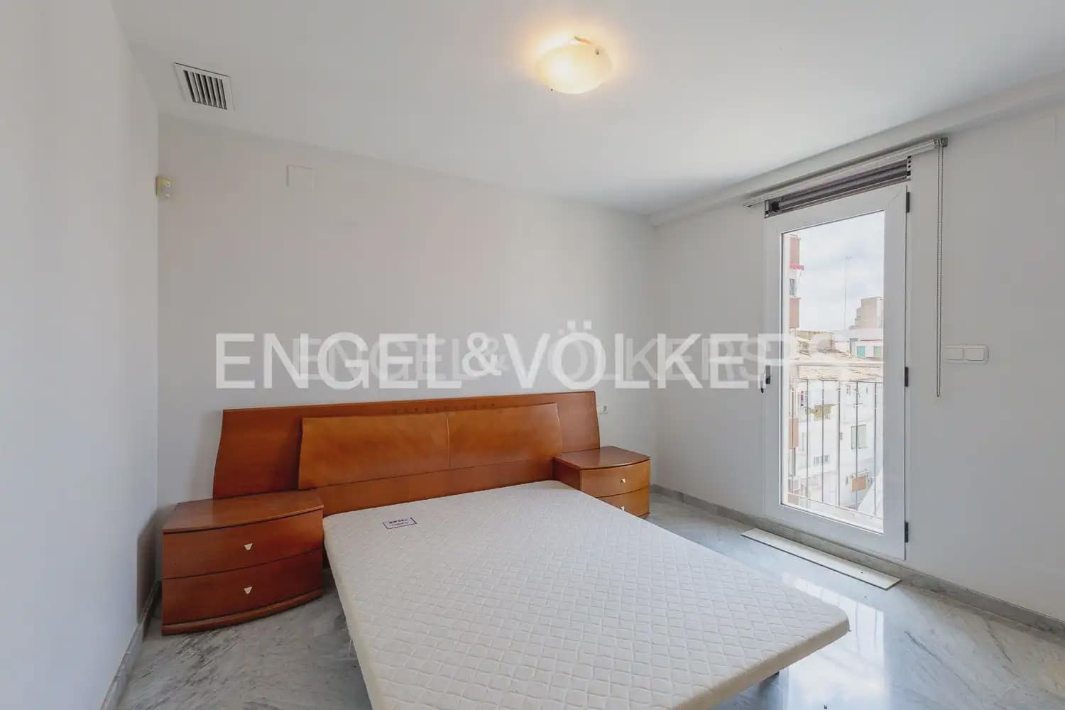 Piso de 3 habitaciones en València ciudad en venta con garaje - 795.000 € (Ref: 9107780)