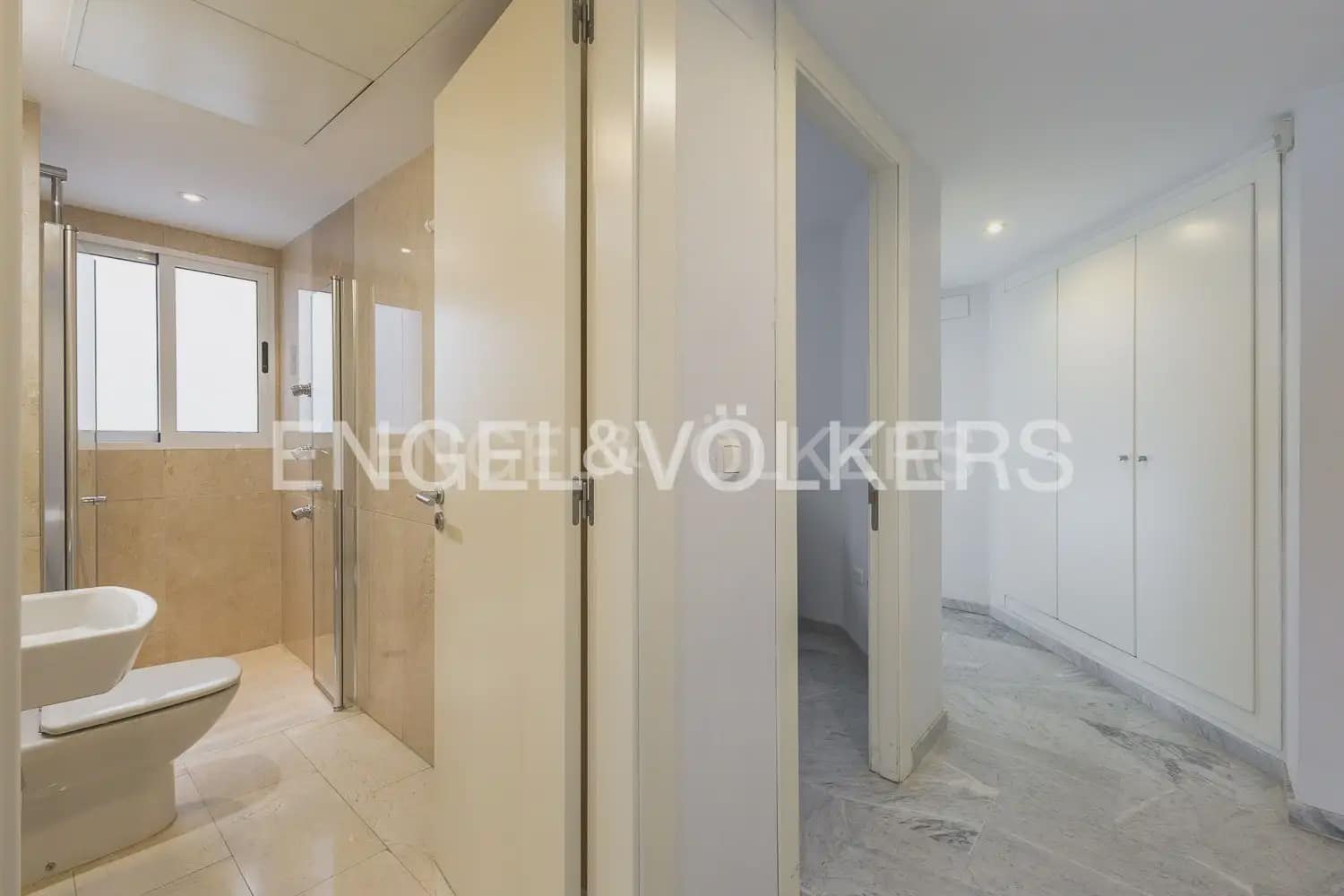 Piso de 3 habitaciones en València ciudad en venta con garaje - 795.000 € (Ref: 9107780)