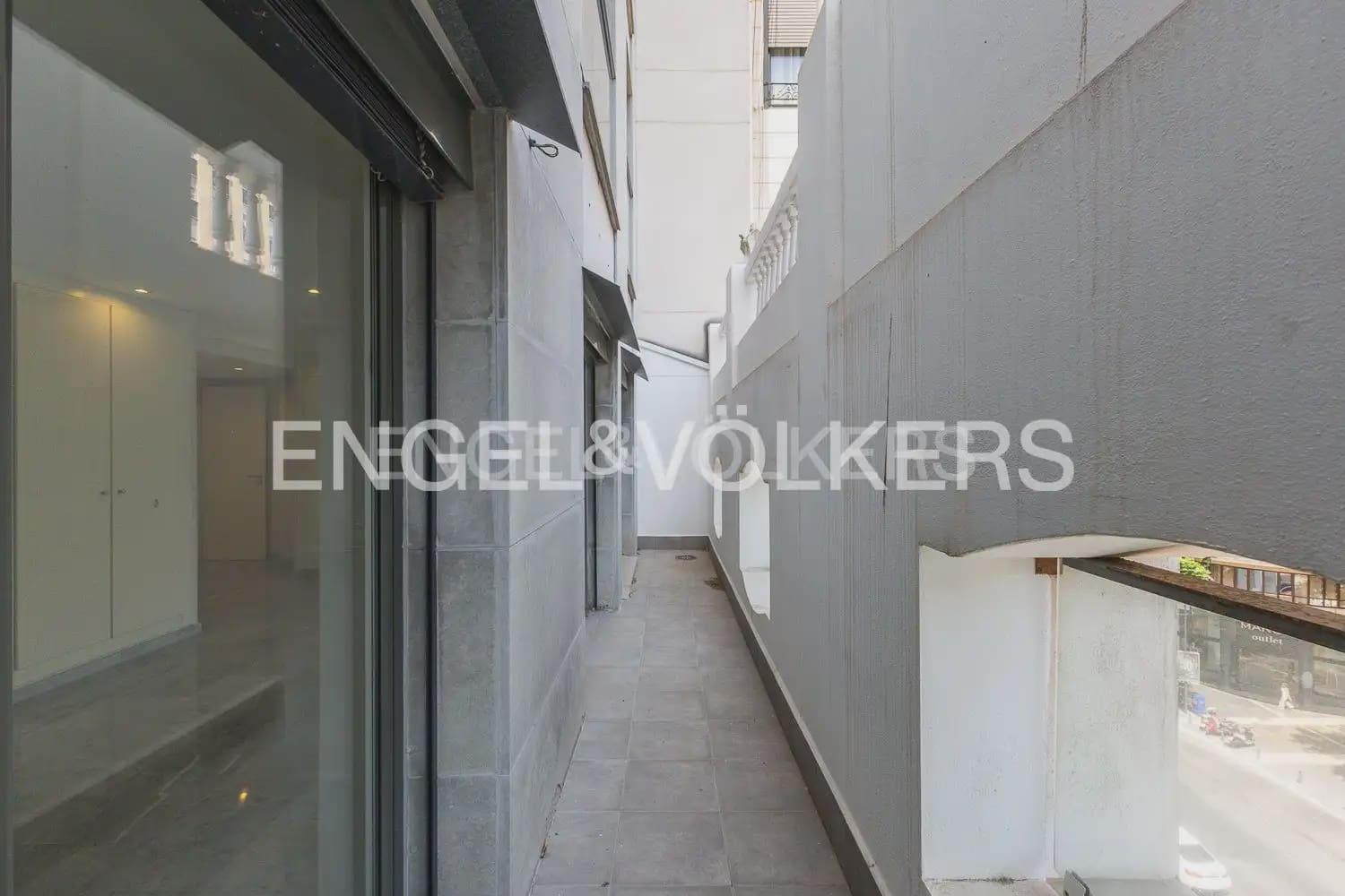 Piso de 3 habitaciones en València ciudad en venta con garaje - 795.000 € (Ref: 9107780)