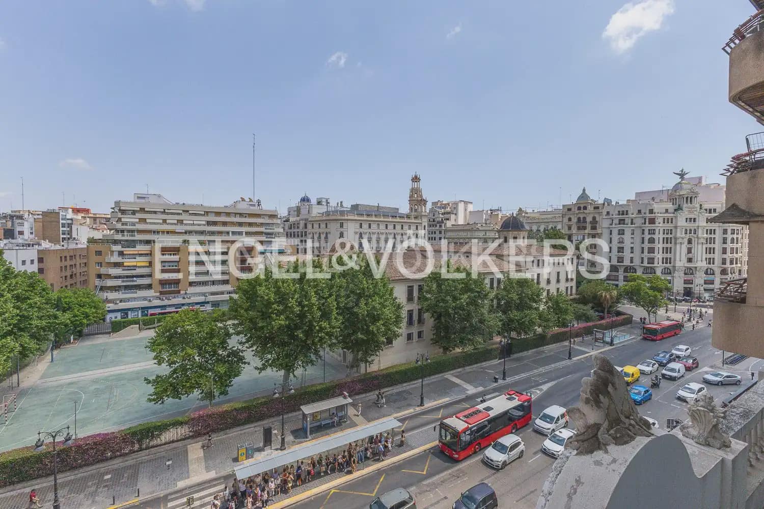 Piso de 3 habitaciones en València ciudad en venta con garaje - 795.000 € (Ref: 9107780)