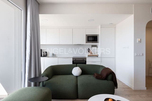 2 soveværelse Lejlighed til leje i Malilla, Valencia by med swimmingpool - € 1.600 (Ref: 9107790)