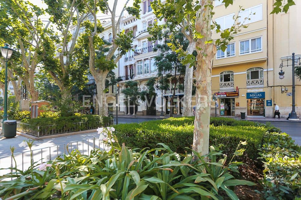 4 quarto Apartamento para venda em Valencia cidade - 1 495 000 € (Ref: 9108015)