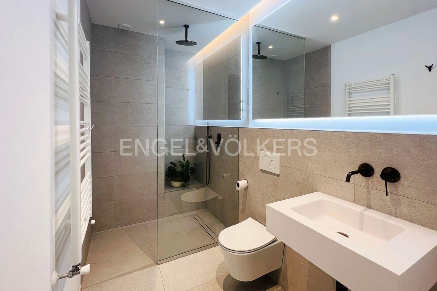 4 quarto Apartamento para venda em Valencia cidade - 1 495 000 € (Ref: 9108015)