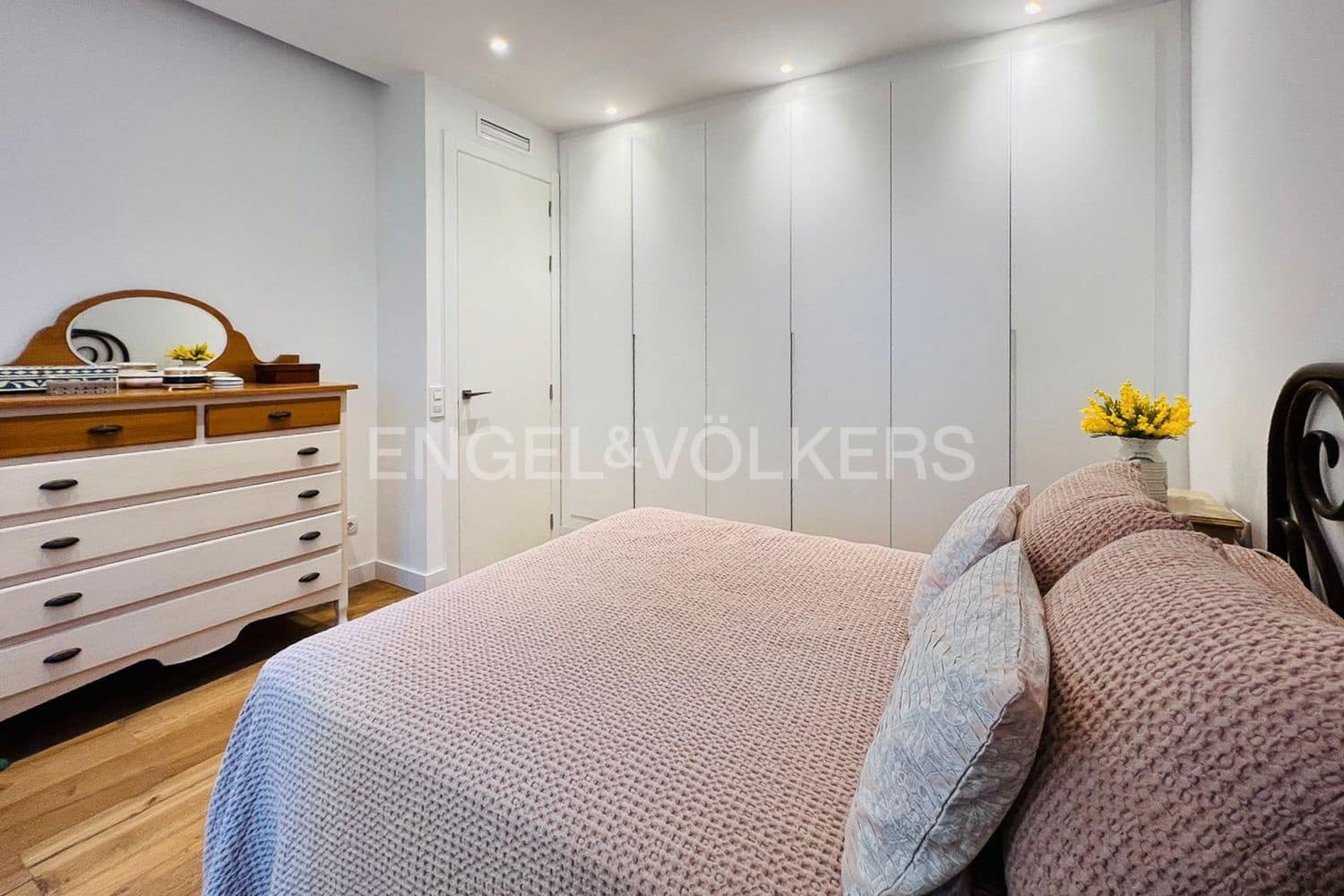 4 quarto Apartamento para venda em Valencia cidade - 1 495 000 € (Ref: 9108015)