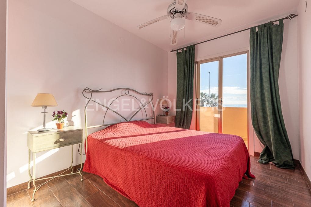 3 bedroom Semi-detached Villa for rent in Castello de la Plana with pool garage - € 1,600 (Ref: 9108267)