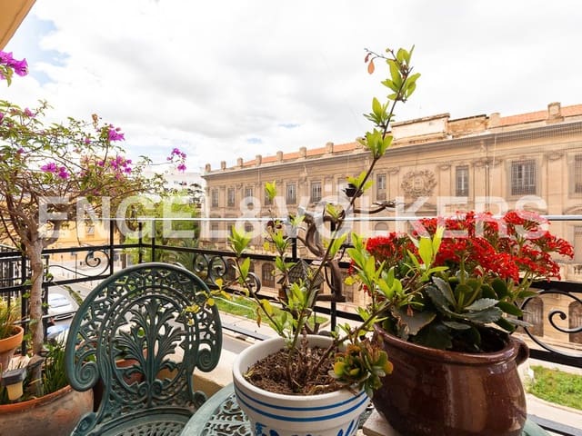 2 soveværelse Lejlighed til leje i Mont-Olivet, Valencia by - € 1.800 (Ref: 9111227)