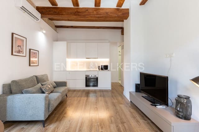 1 soveværelse Lejlighed til leje i El Mercat, Valencia by - € 1.500 (Ref: 9118076)