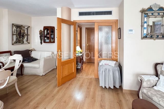 2 soveværelse Lejlighed til leje i Mont-Olivet, Valencia by - € 1.400 (Ref: 9118137)