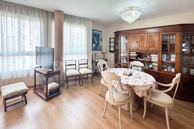 2 soveværelse Lejlighed til leje i Mont-Olivet, Valencia by - € 1.400 (Ref: 9118137)