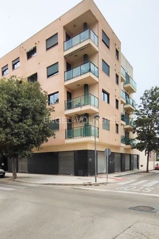 2 soveværelse Lejlighed til leje i Algemesí med garage - € 900 (Ref: 9126073)
