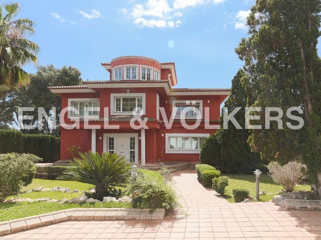 7 soverom Villa til salgs i Campolivar, Godella med svømmebasseng garasje - € 1 600 000 (Ref: 9126165)