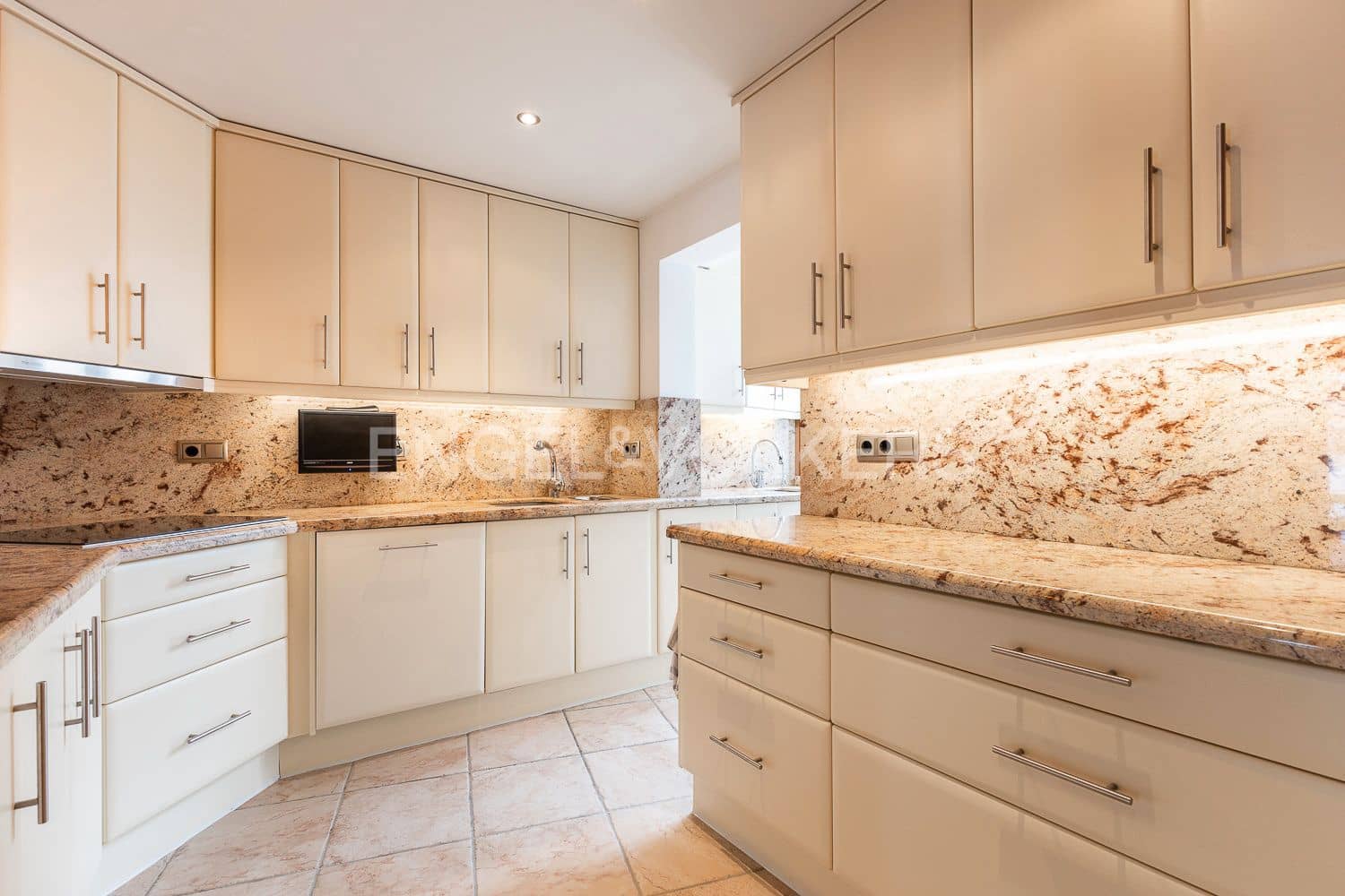 Ático en L'Atzúvia en venta con piscina - 490.000 € (Ref: 9129155)