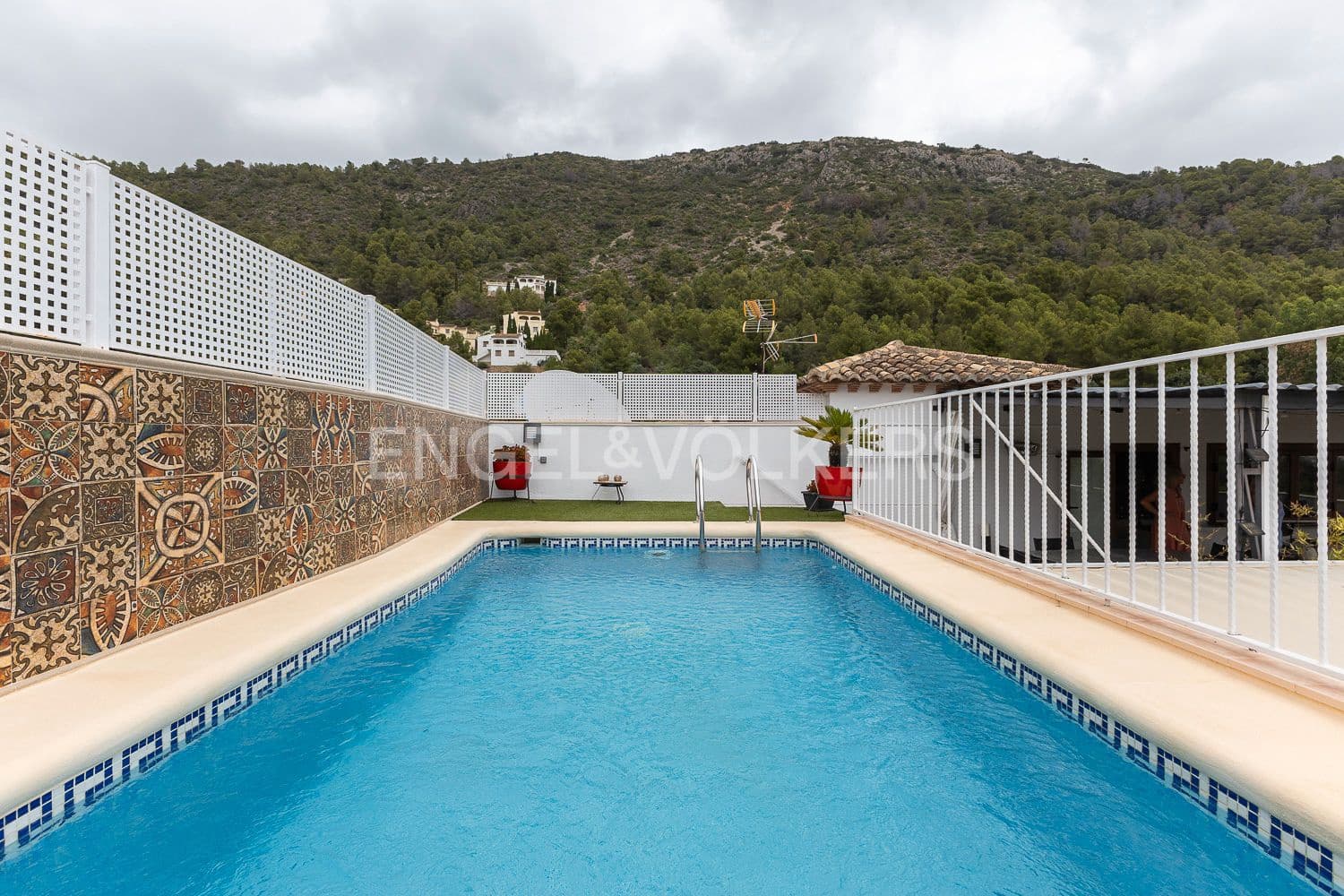 Ático en L'Atzúvia en venta con piscina - 490.000 € (Ref: 9129155)