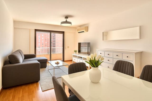 3 soveværelse Lejlighed til leje i Patraix, Valencia by - € 1.490 (Ref: 9129164)