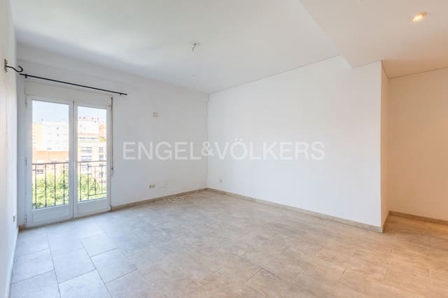 2 soveværelse Lejlighed til leje i Arrancapins, Valencia by - Kč 39.283 (Ref: 9131113)