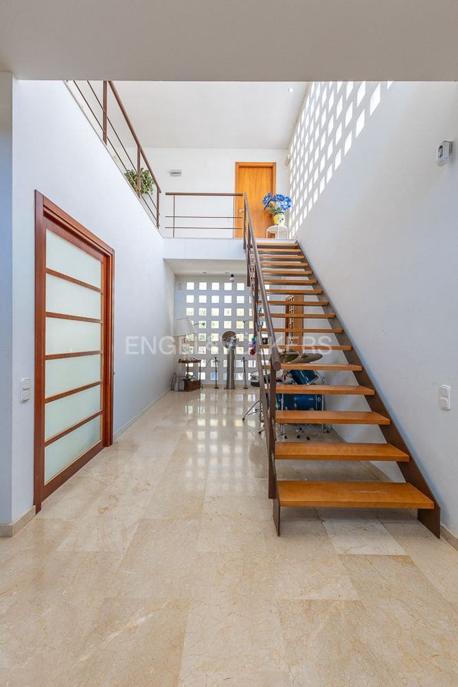 Chalet de 5 habitaciones en Ontinyent en venta con garaje - 490.000 € (Ref: 9131672)