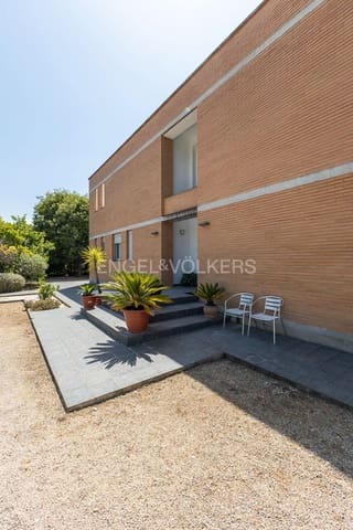 Chalet de 5 habitaciones en Ontinyent en venta con garaje - 490.000 € (Ref: 9131672)