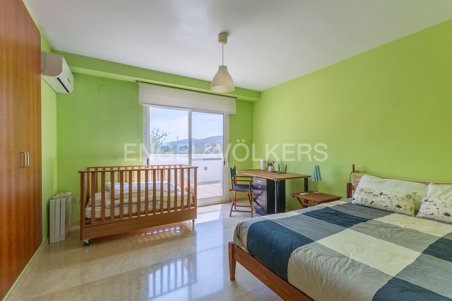 Chalet de 5 habitaciones en Ontinyent en venta con garaje - 490.000 € (Ref: 9131672)