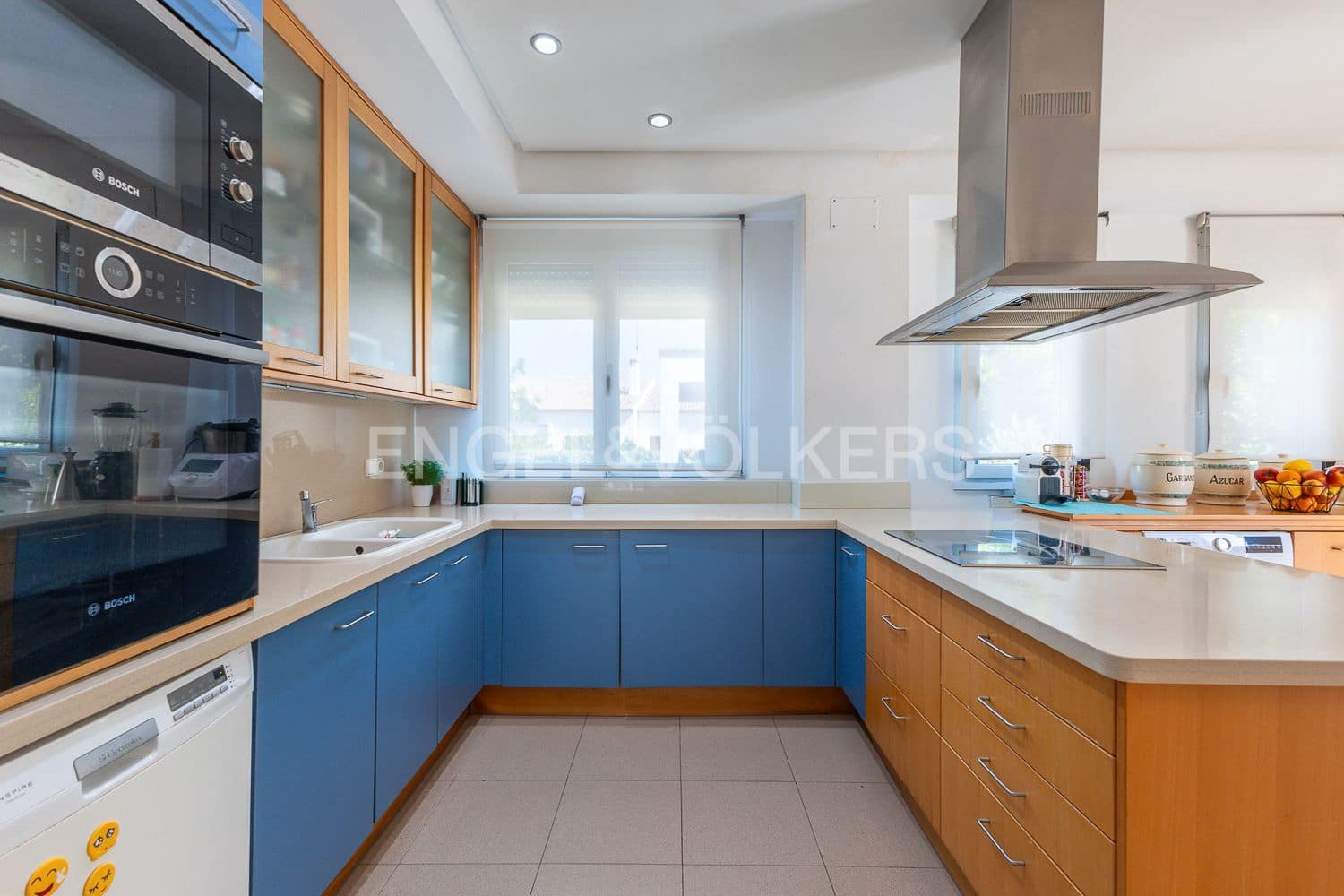 Chalet de 5 habitaciones en Ontinyent en venta con garaje - 490.000 € (Ref: 9131672)