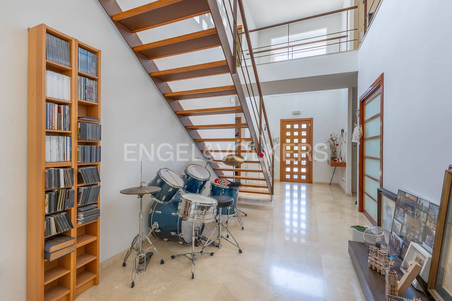 Chalet de 5 habitaciones en Ontinyent en venta con garaje - 490.000 € (Ref: 9131672)