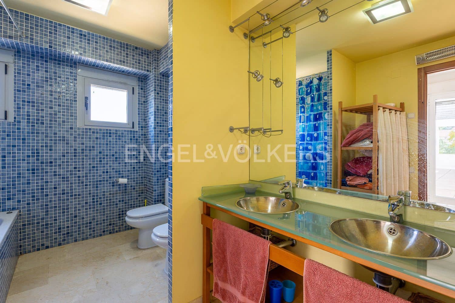 Chalet de 5 habitaciones en Ontinyent en venta con garaje - 490.000 € (Ref: 9131672)