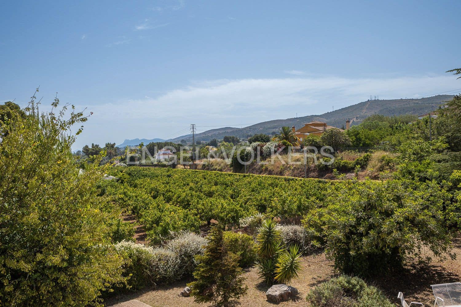 Chalet de 5 habitaciones en Ontinyent en venta con garaje - 490.000 € (Ref: 9131672)