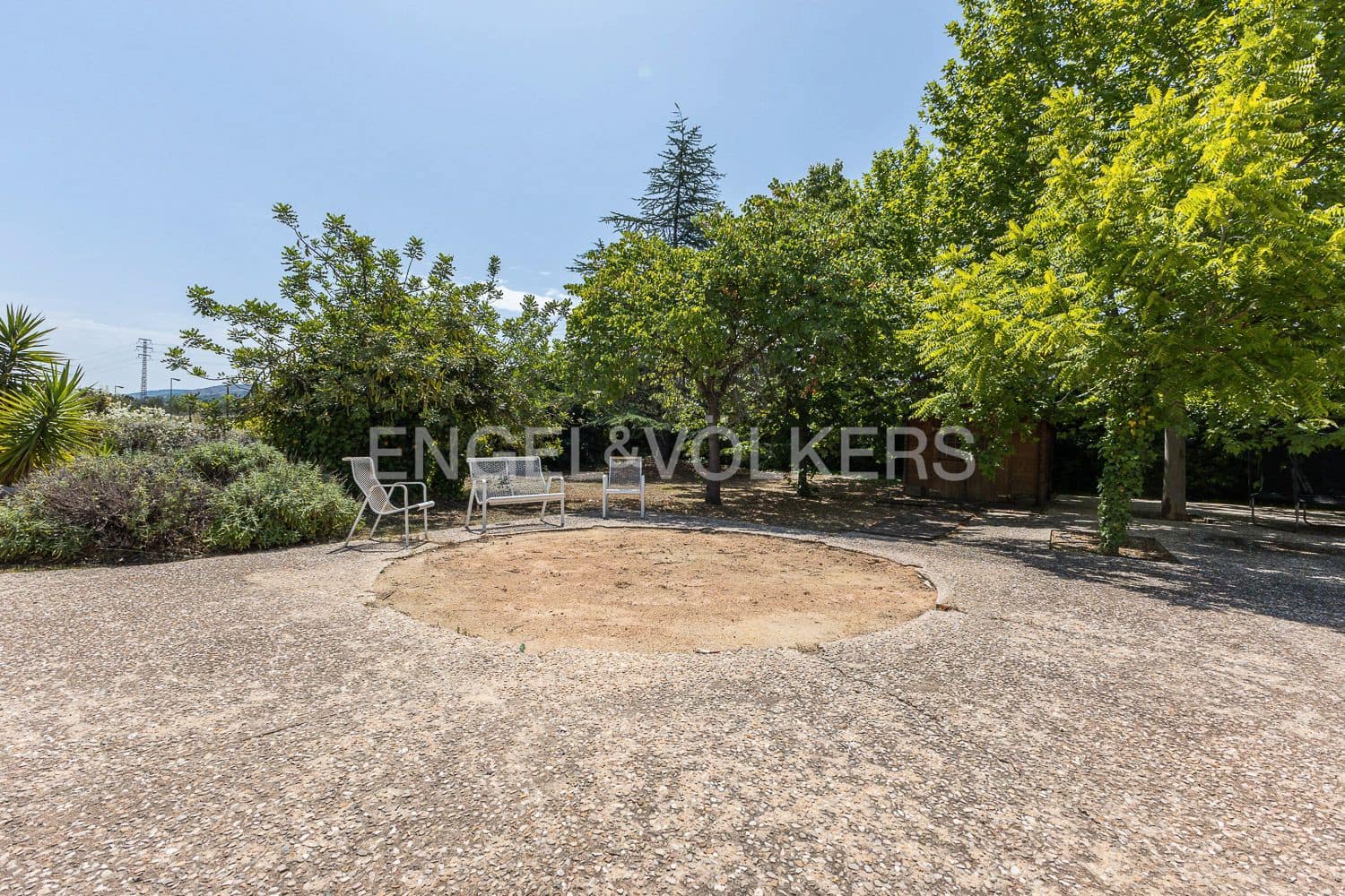 Chalet de 5 habitaciones en Ontinyent en venta con garaje - 490.000 € (Ref: 9131672)