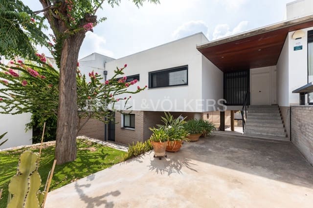 3 sypialnia Willa na sprzedaż w Godella z garażem - 850 000 € (Ref: 9131673)