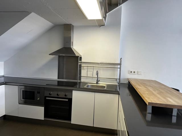 1 sovrum Hus att hyra i Mislata med garage - 1 400 € (Ref: 9134759)