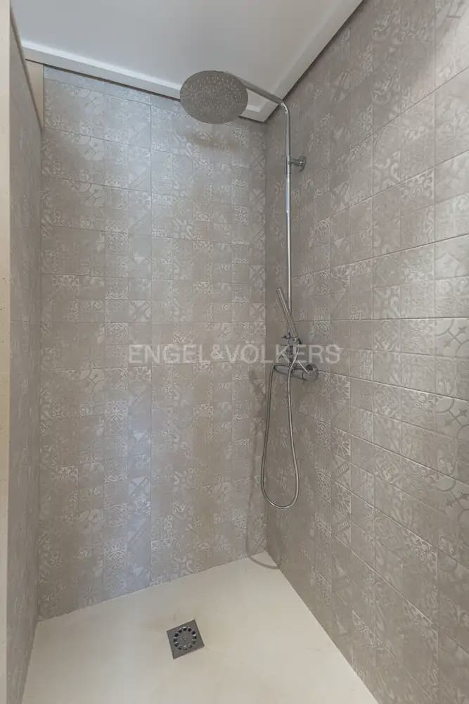 7 soverom Villa til salgs i Ontinyent med svømmebasseng garasje - € 690 000 (Ref: 9142069)