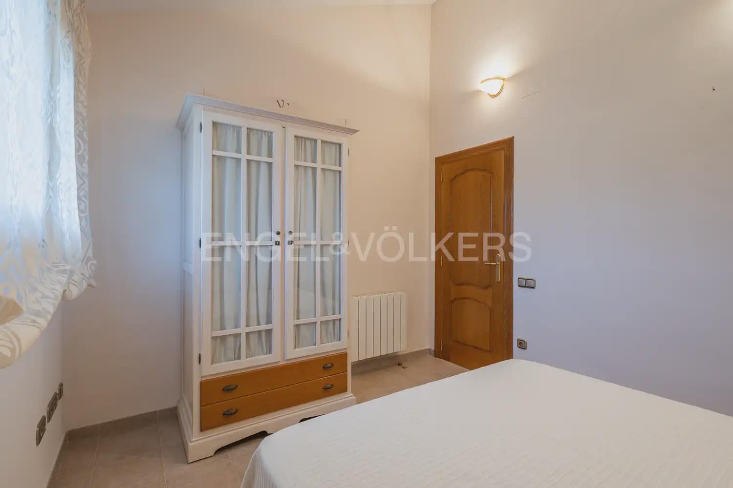7 soverom Villa til salgs i Ontinyent med svømmebasseng garasje - € 690 000 (Ref: 9142069)