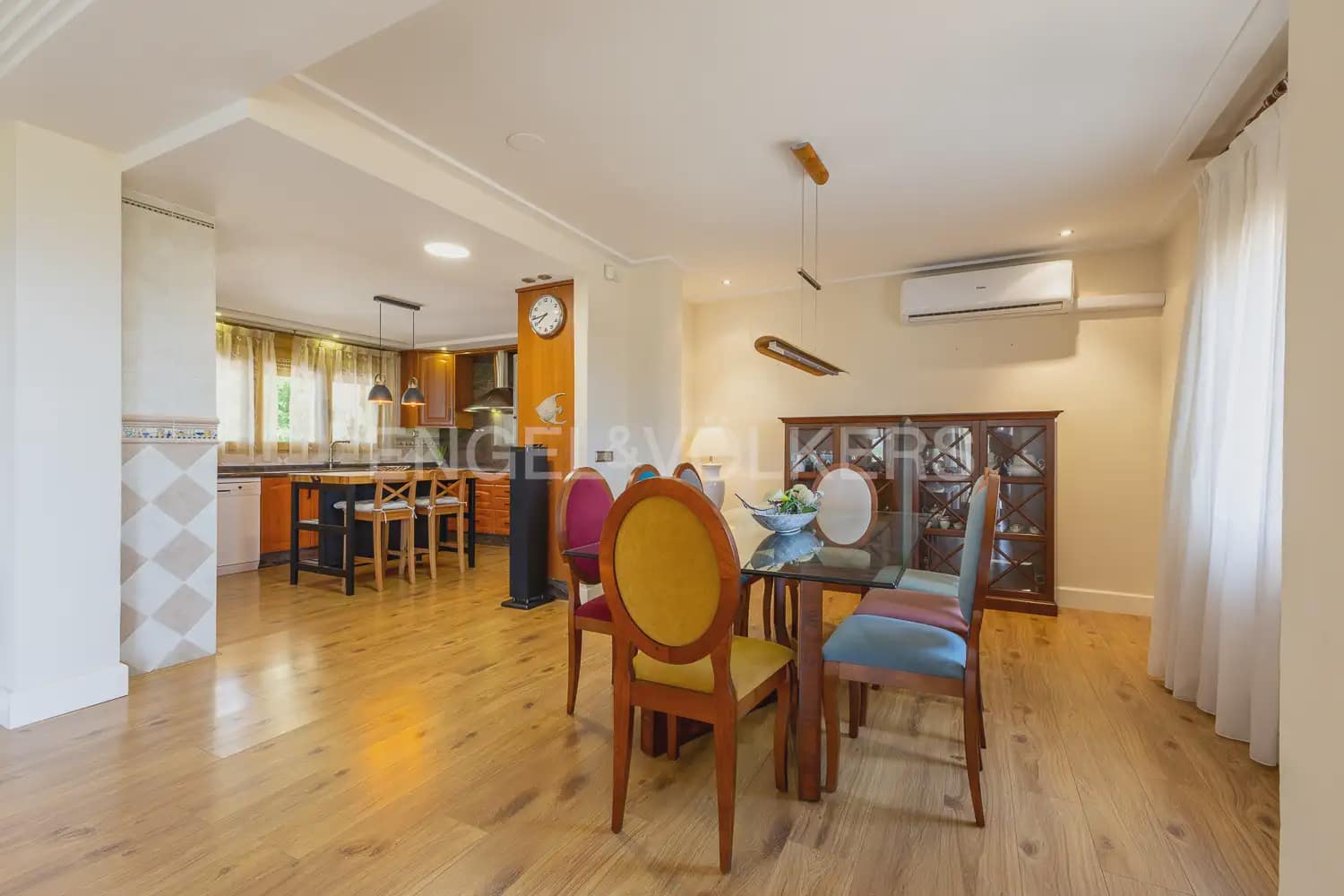 7 soverom Villa til salgs i Ontinyent med svømmebasseng garasje - € 690 000 (Ref: 9142069)