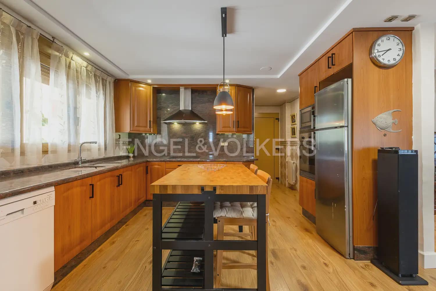7 soverom Villa til salgs i Ontinyent med svømmebasseng garasje - € 690 000 (Ref: 9142069)