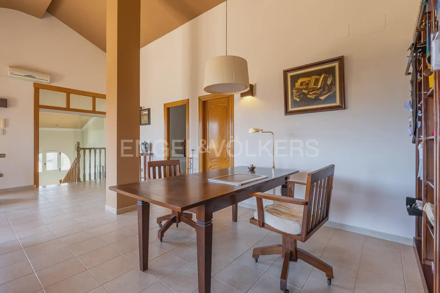 7 soverom Villa til salgs i Ontinyent med svømmebasseng garasje - € 690 000 (Ref: 9142069)