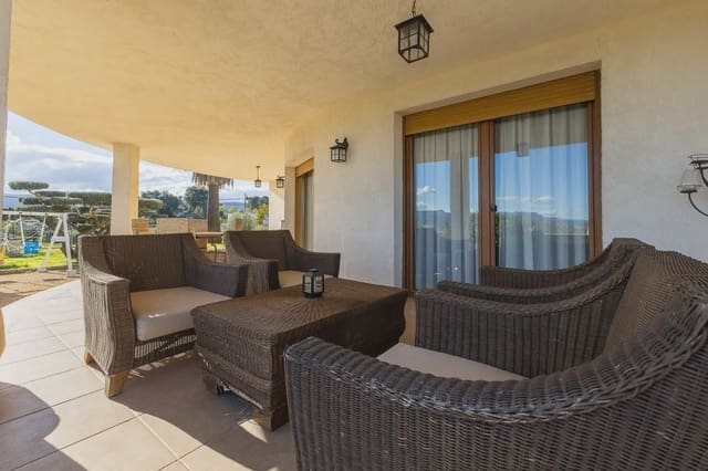 7 soverom Villa til salgs i Ontinyent med svømmebasseng garasje - € 690 000 (Ref: 9142069)