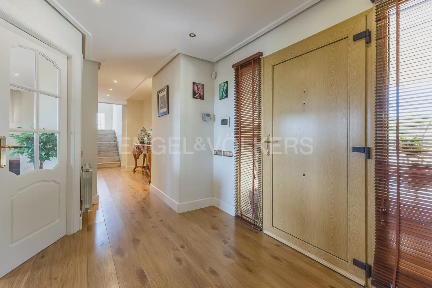7 soverom Villa til salgs i Ontinyent med svømmebasseng garasje - € 690 000 (Ref: 9142069)