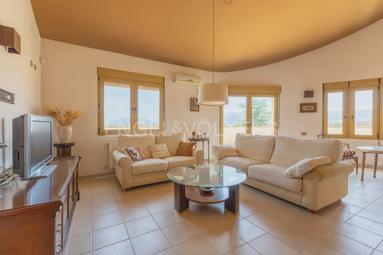 7 soverom Villa til salgs i Ontinyent med svømmebasseng garasje - € 690 000 (Ref: 9142069)
