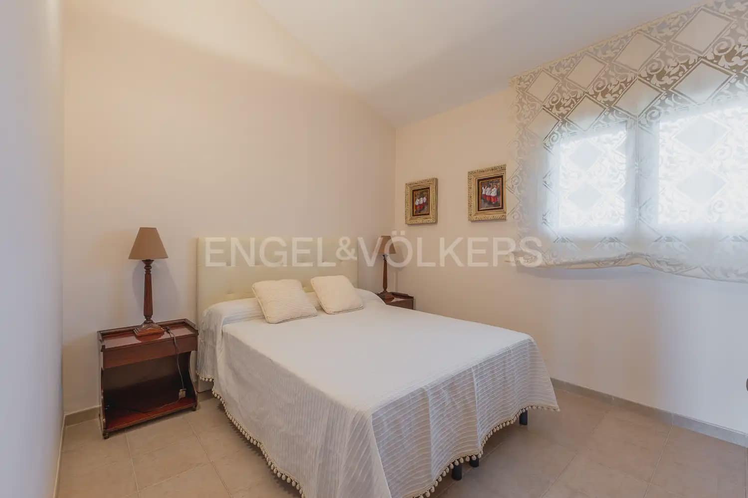 7 soverom Villa til salgs i Ontinyent med svømmebasseng garasje - € 690 000 (Ref: 9142069)