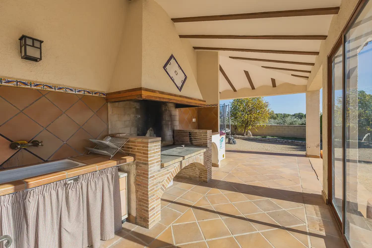 7 soverom Villa til salgs i Ontinyent med svømmebasseng garasje - € 690 000 (Ref: 9142069)
