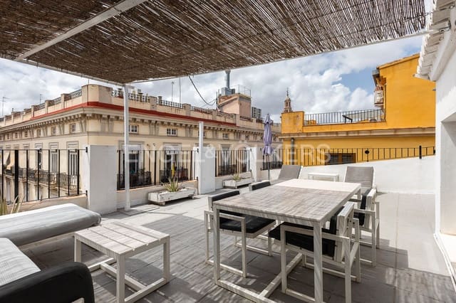 3 soveværelse Penthouse til leje i La Seu, Valencia by - € 3.100 (Ref: 9142080)