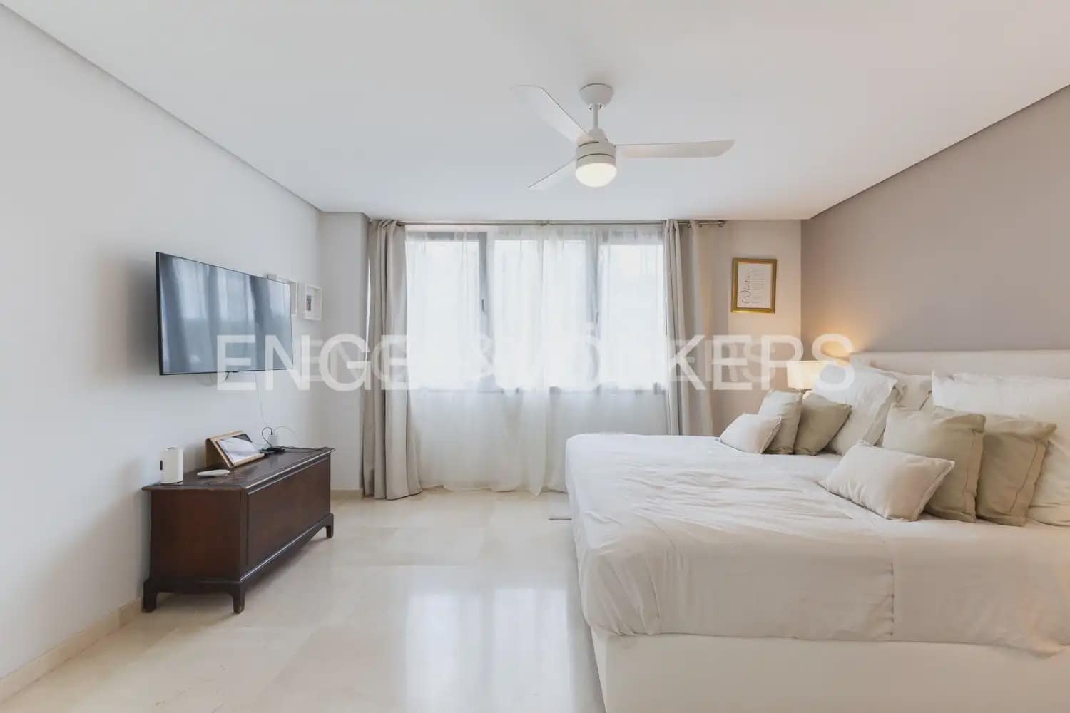 4 bedroom Villa for sale in Godella with pool garage - € 1,300,000 (Ref: 9143439)