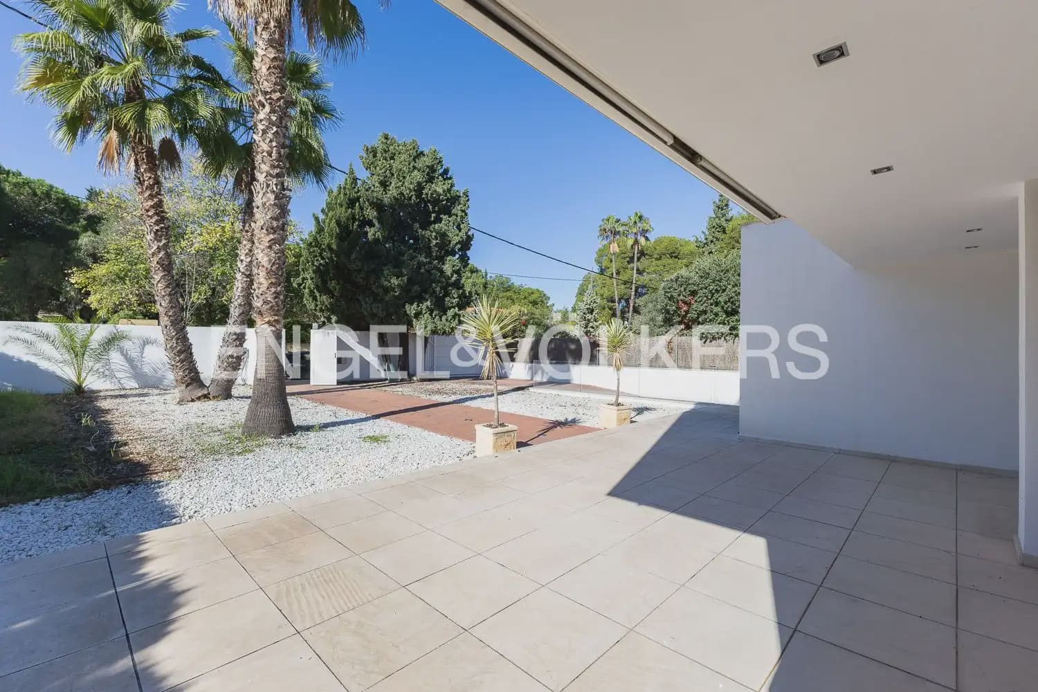 4 bedroom Villa for sale in Godella with pool garage - € 1,300,000 (Ref: 9143439)
