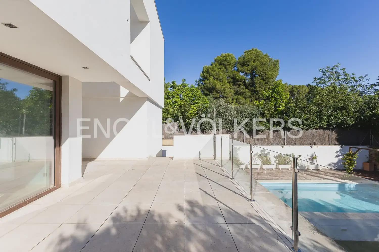 4 bedroom Villa for sale in Godella with pool garage - € 1,300,000 (Ref: 9143439)