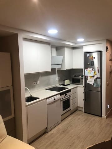 2 soveværelse Penthouse til leje i La Carrasca, Valencia by - € 1.500 (Ref: 9144972)