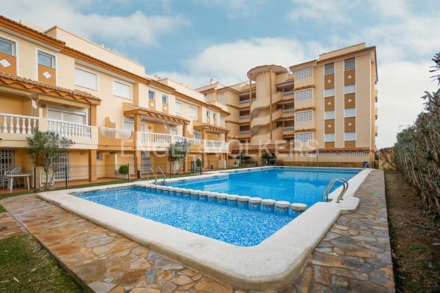 4 soveværelse Semi-Rækkehus til salg i Oliva Nova, Oliva med swimmingpool garage - € 320.000 (Ref: 9144978)