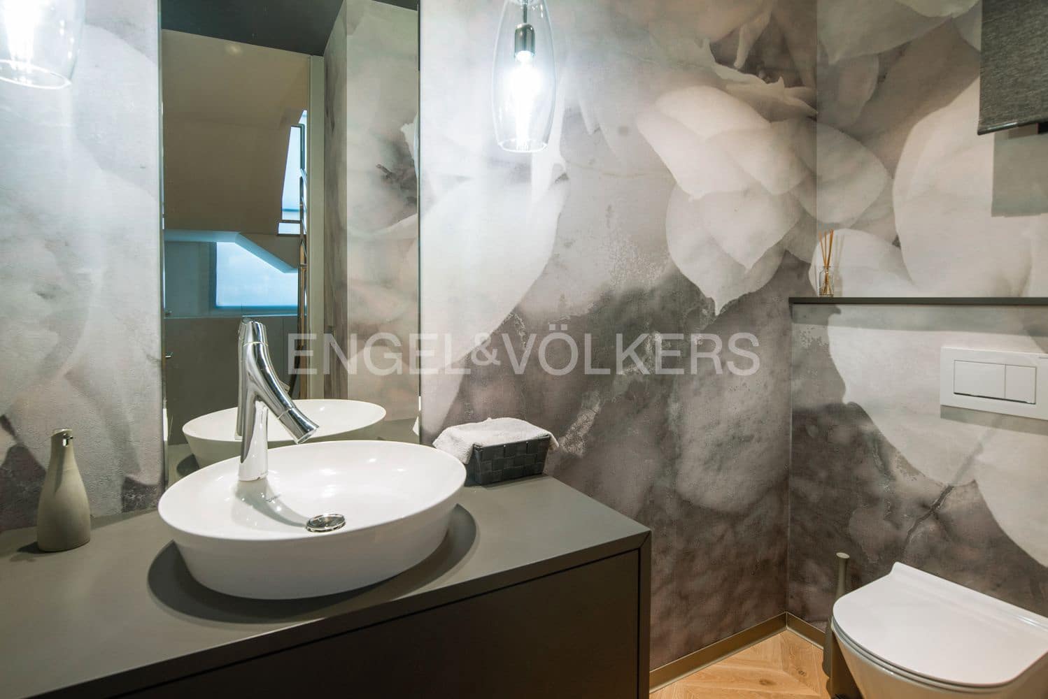 4 bedroom Villa for sale in Castello de la Plana with pool garage - € 1,500,000 (Ref: 9146057)