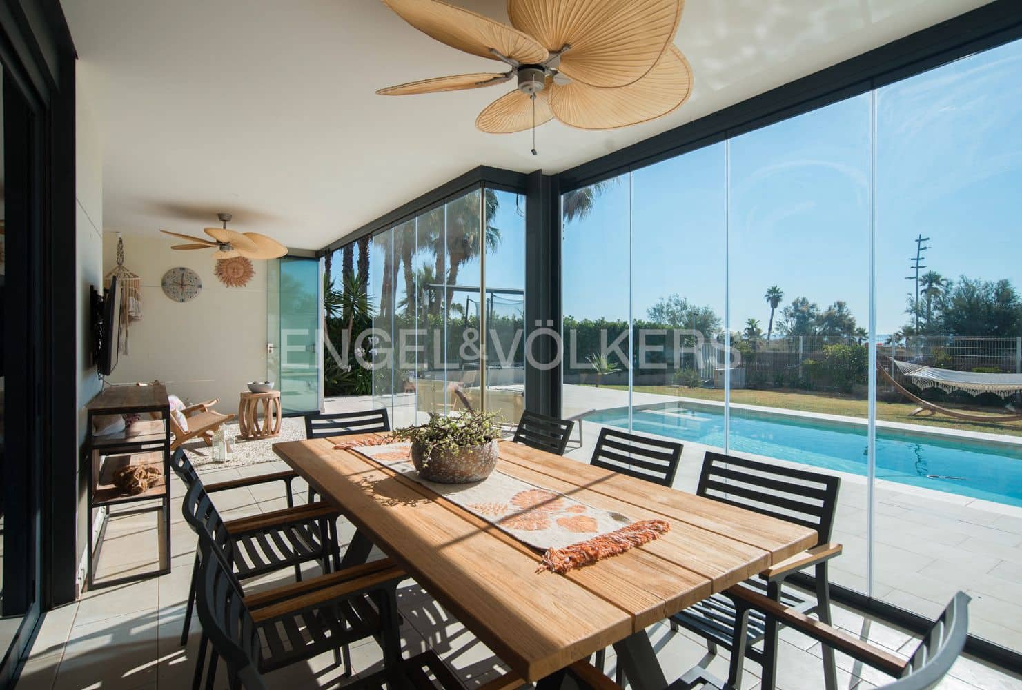 4 bedroom Villa for sale in Castello de la Plana with pool garage - € 1,500,000 (Ref: 9146057)